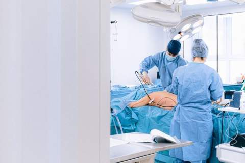 Analinės fistulės operacija