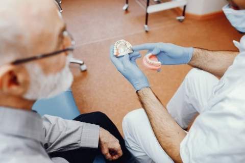 Protezavimas ant implantų